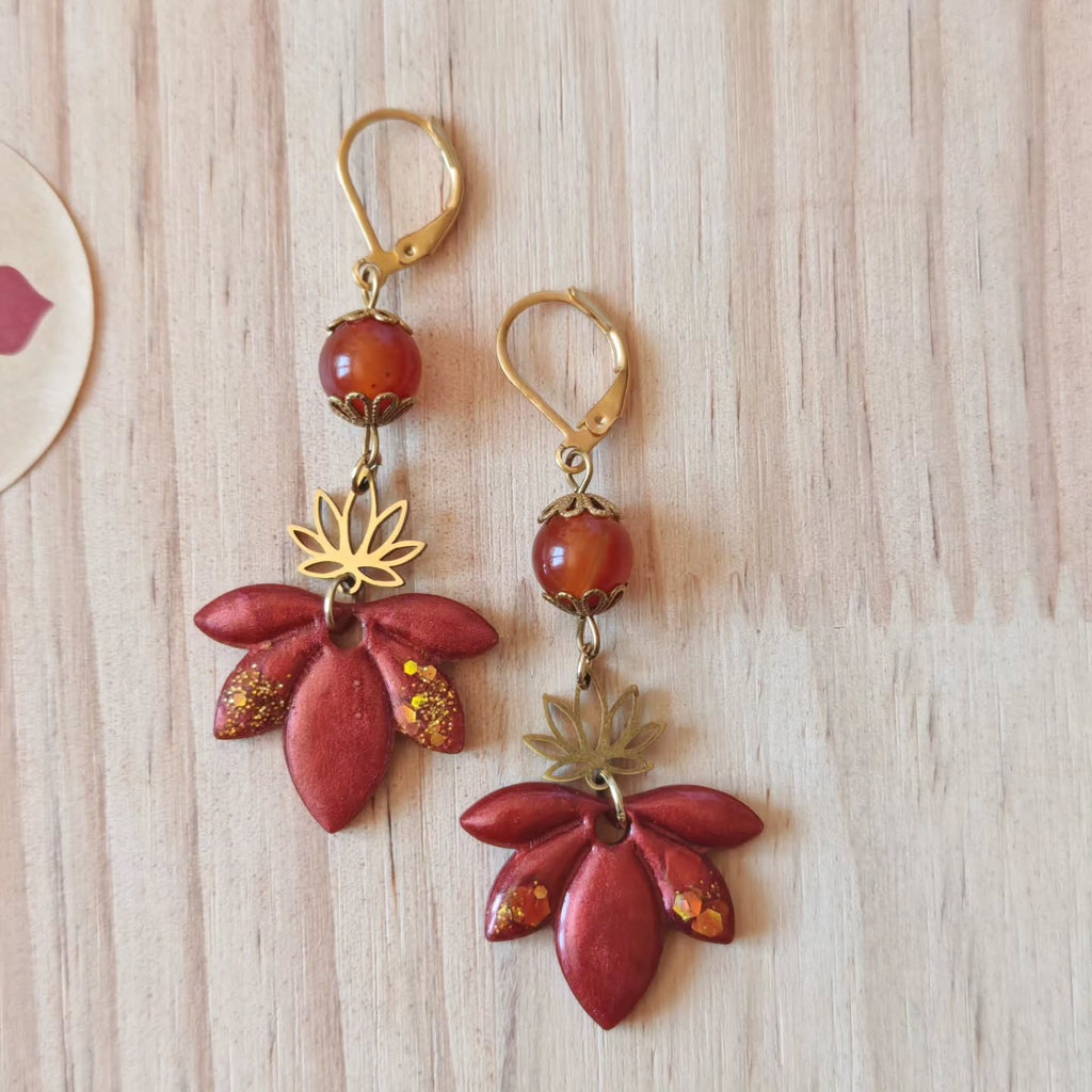 Fleur terracotta et lotus — Agate rouge