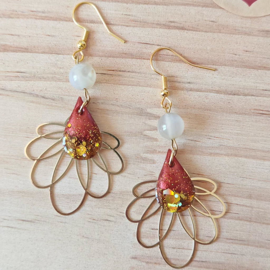 Goutte bordeaux et éventail — Agate jaune