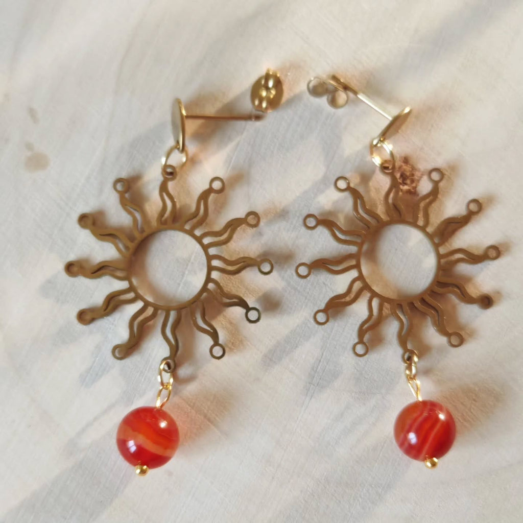 Soleil rayonnant — Agate rayée rouge