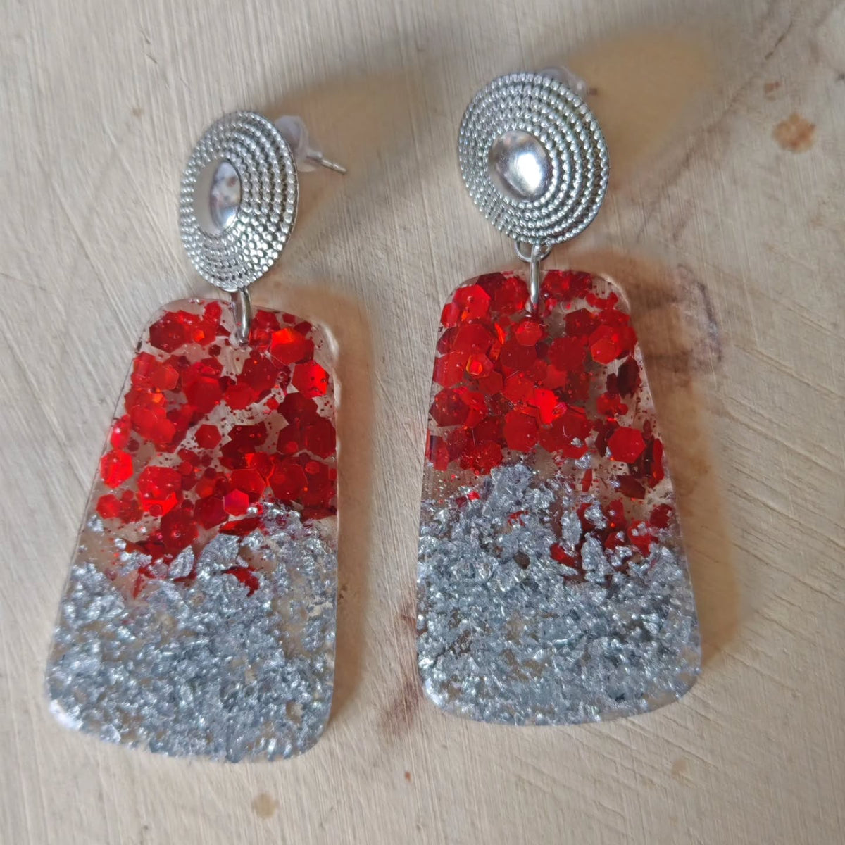 Rectangle rouge et argent