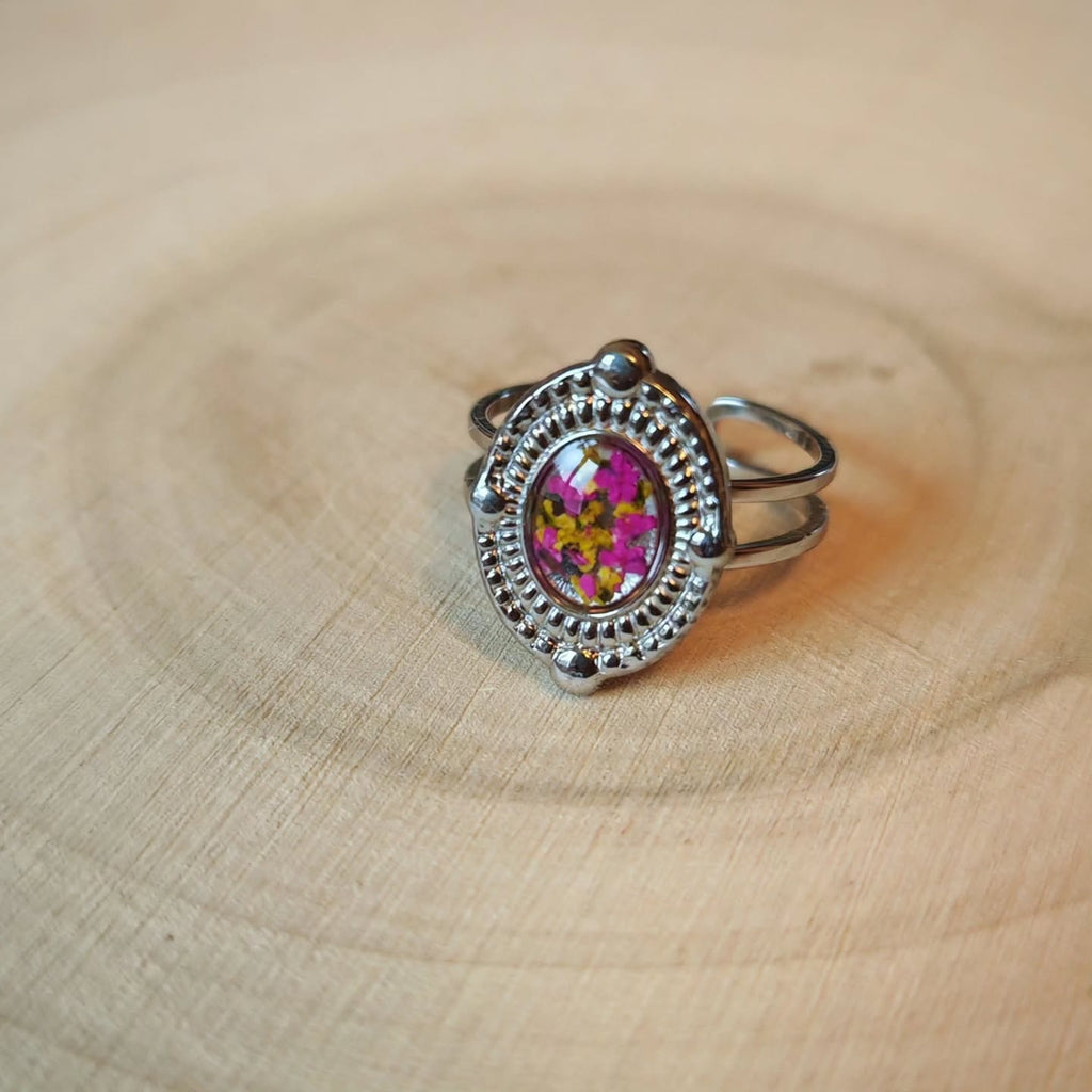 Bague à la fleur mauve