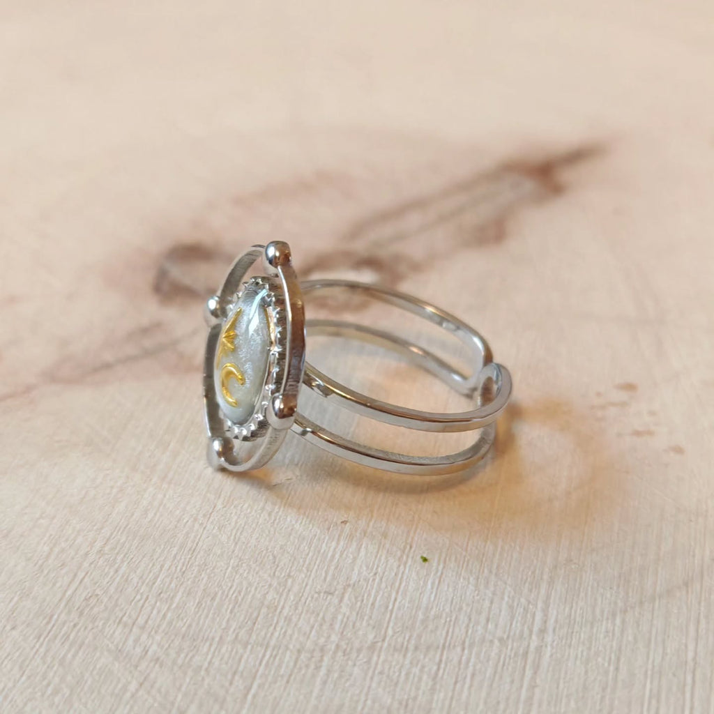 Bague au croissant de lune