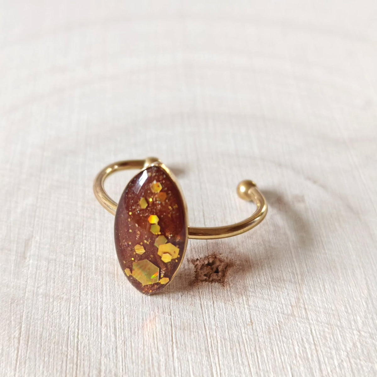 Bague navette ambrée