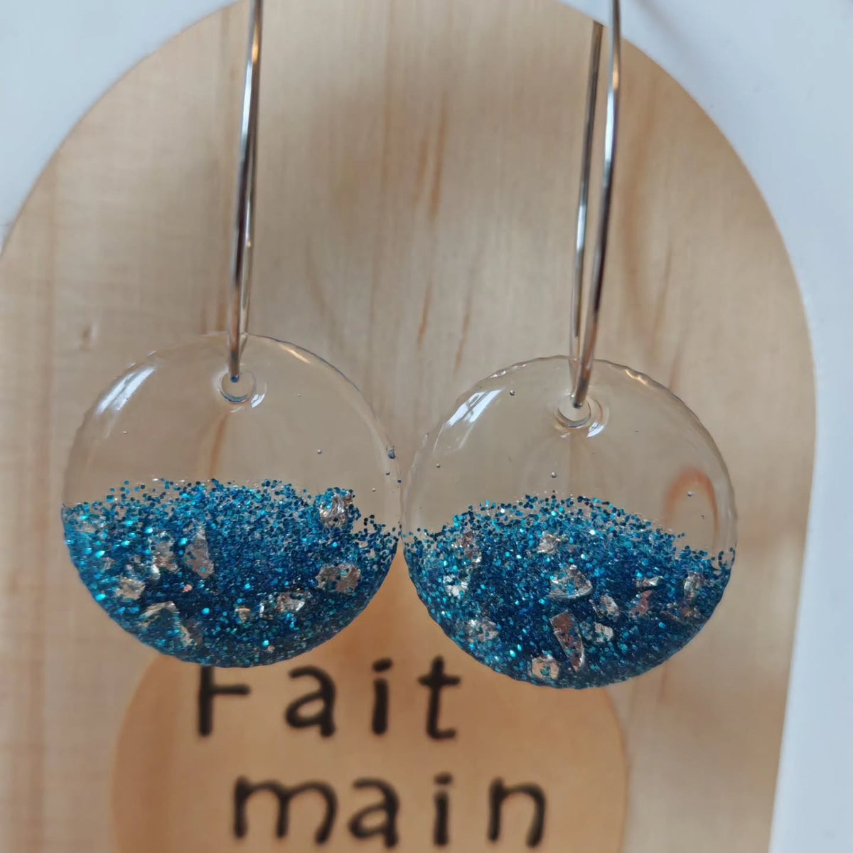 Créoles et gouttes vert pailleté