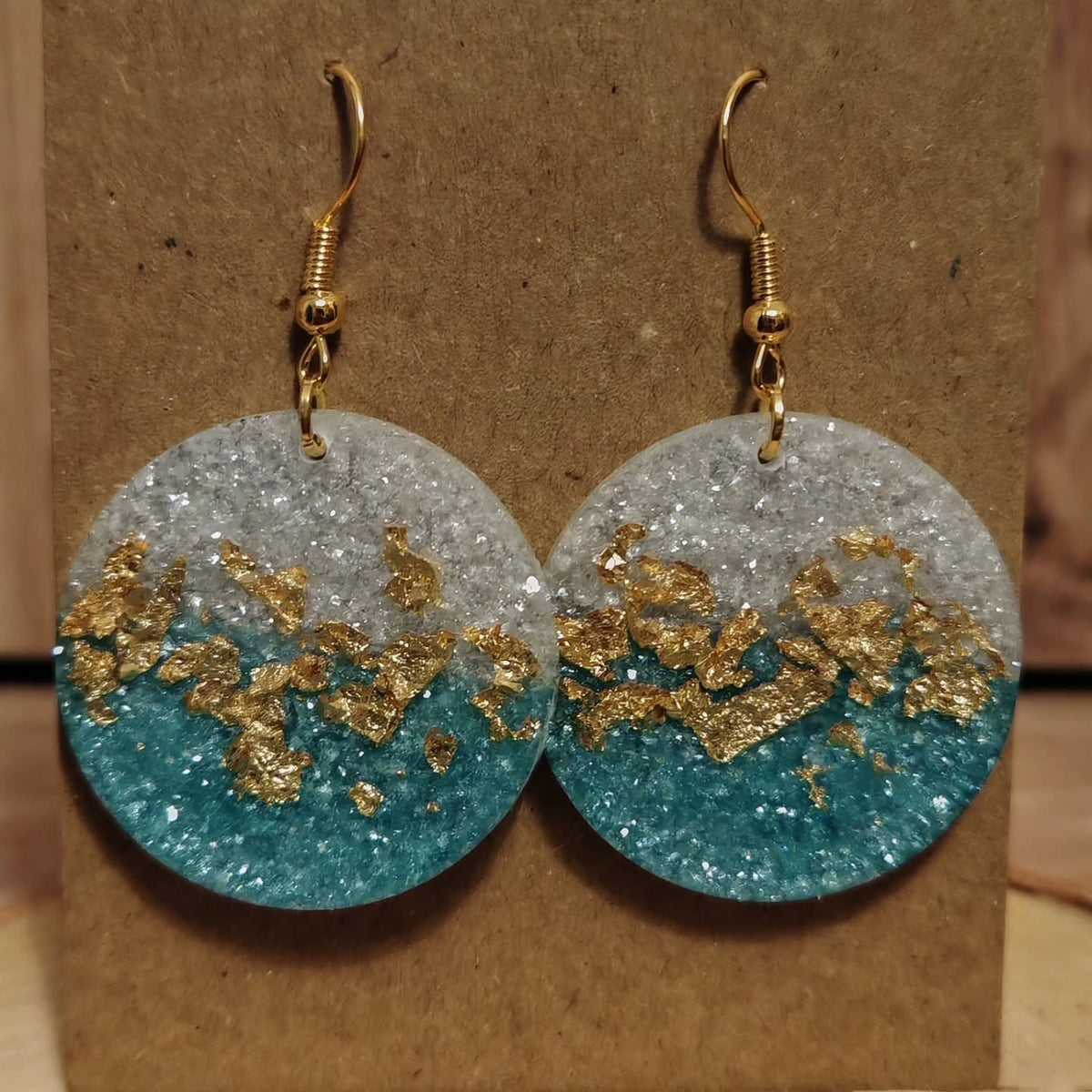 Disques turquoise et coulée d'or